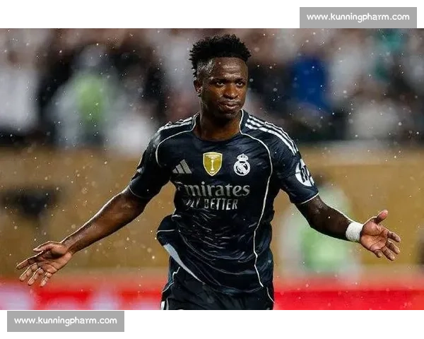 国家德比闹剧!威尼修斯暴怒拒握帅手:我现在就走 国家德比闹剧!威尼修斯暴怒拒握帅手:我现在就走